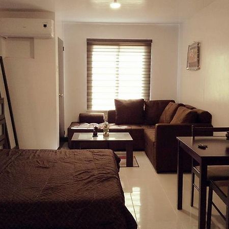 Darvy Suite Muntinlupa City Екстериор снимка