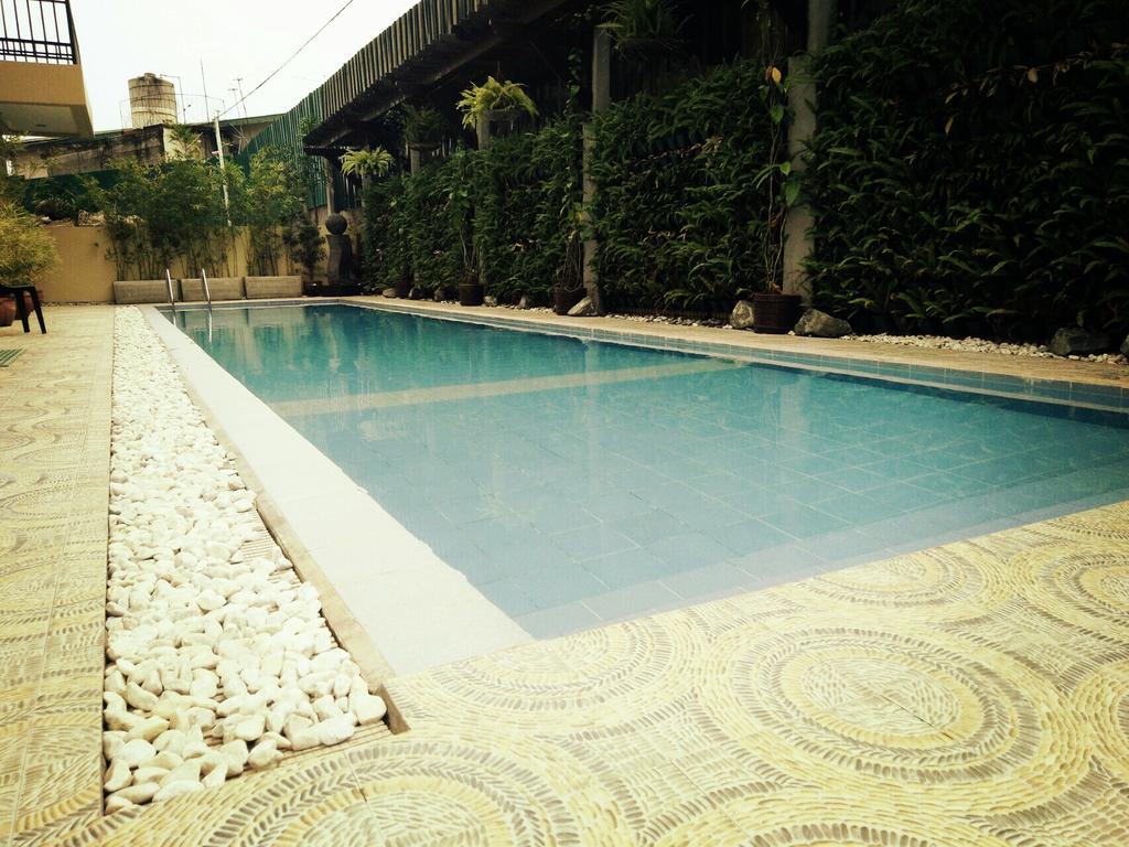 Darvy Suite Muntinlupa City Екстериор снимка