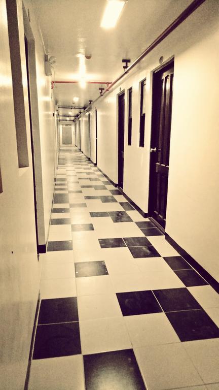 Darvy Suite Muntinlupa City Екстериор снимка