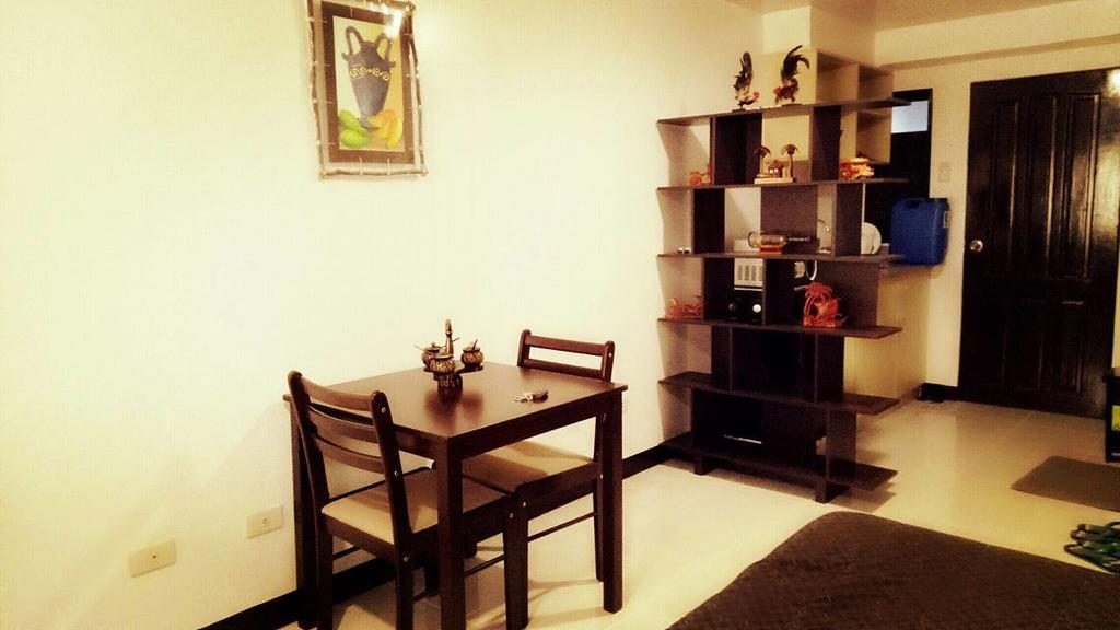 Darvy Suite Muntinlupa City Екстериор снимка